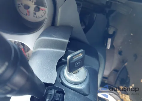 2004 Nissan Xterra Xe from USA, damaged, VIN 5N1ED28Y74C664473